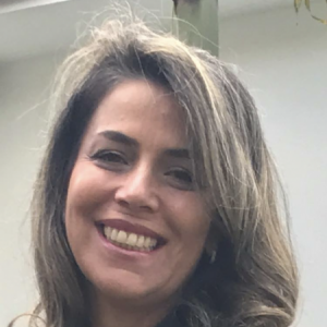 Ana Claudia Alves Pereira